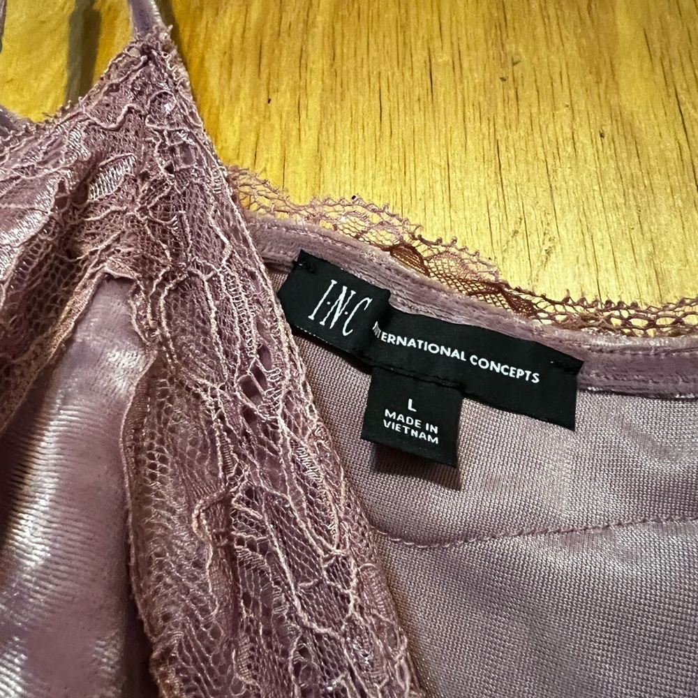 NWT faux crushed velvet mauve colored blouse
